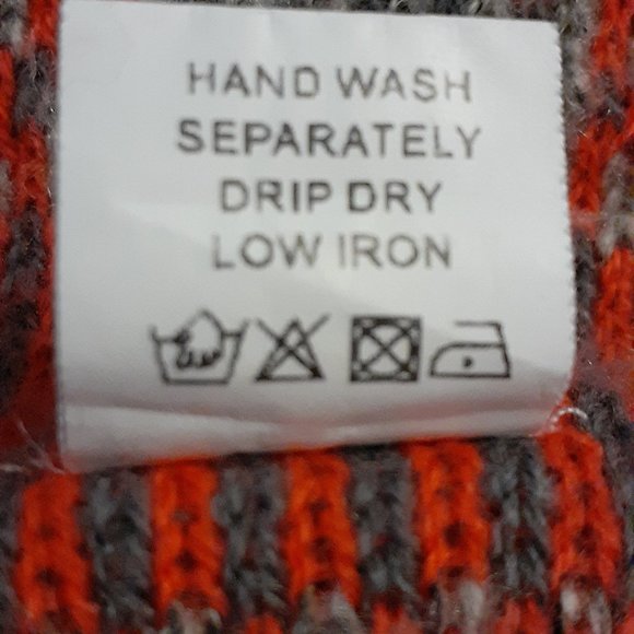 Young Threads NYC Open Sweater/wrap - Picture 4 of 4